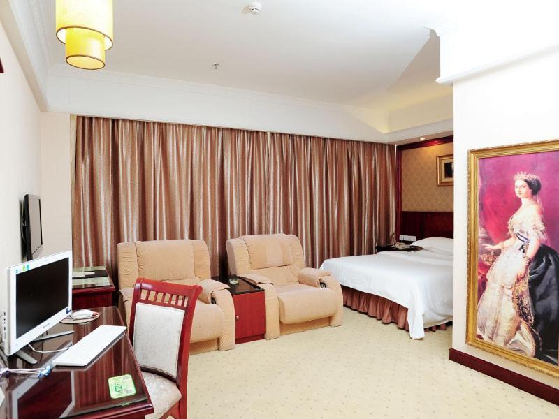 Vienna Hotel Shenzhen Longhua Qinghu Road Екстериор снимка