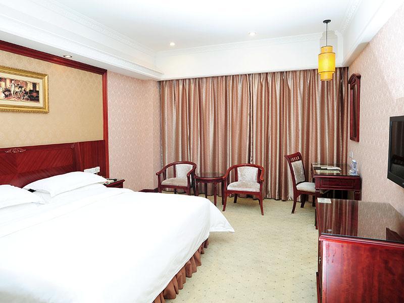 Vienna Hotel Shenzhen Longhua Qinghu Road Екстериор снимка