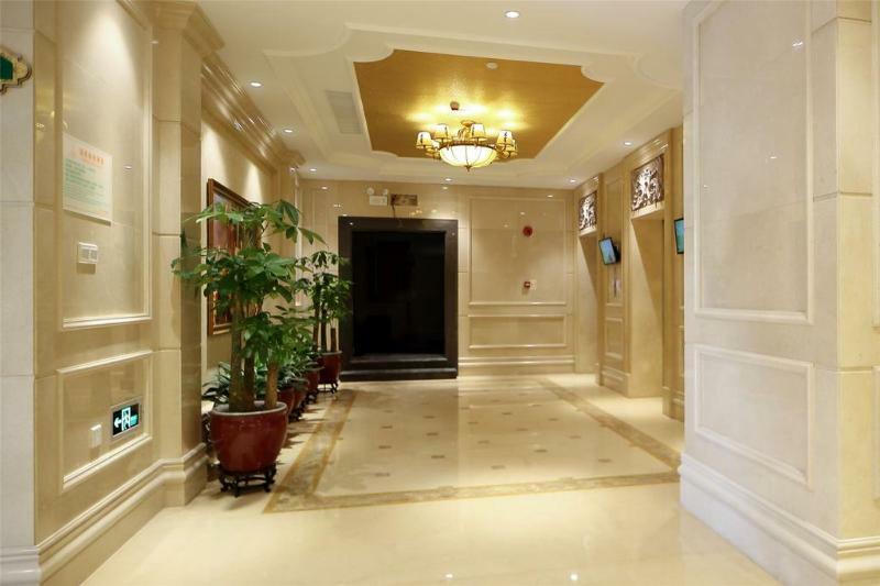 Vienna Hotel Shenzhen Longhua Qinghu Road Екстериор снимка